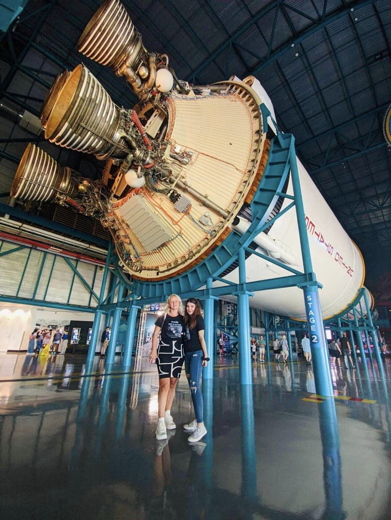 Irena Chaushevska and Tijana Kostovska, Saturn V