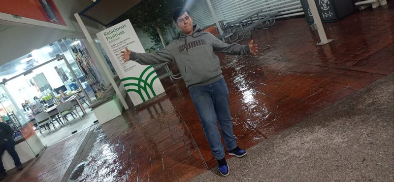 ...Is when the Sun comes shining through (I slip my shoe and almost fell lol)