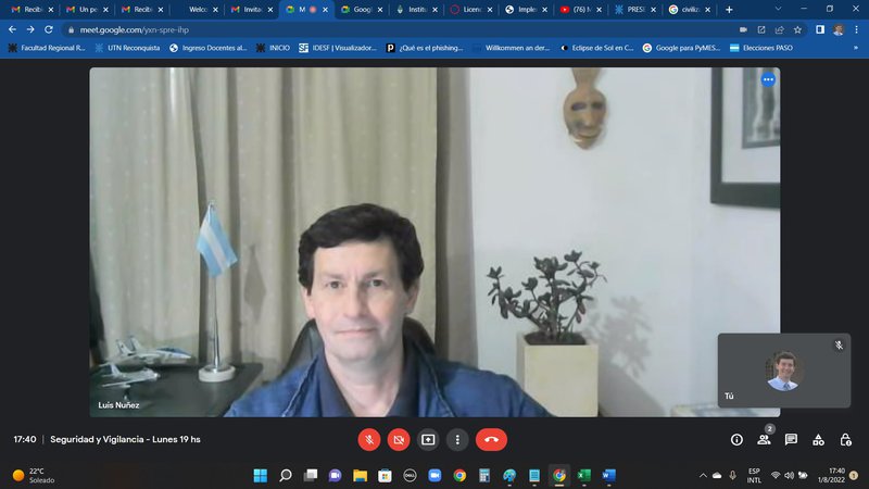 Teacher Luis on line....!