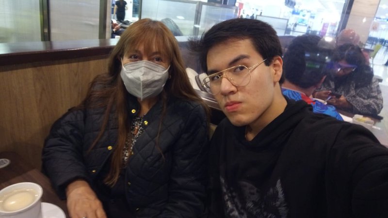 sleeping in the airport lol