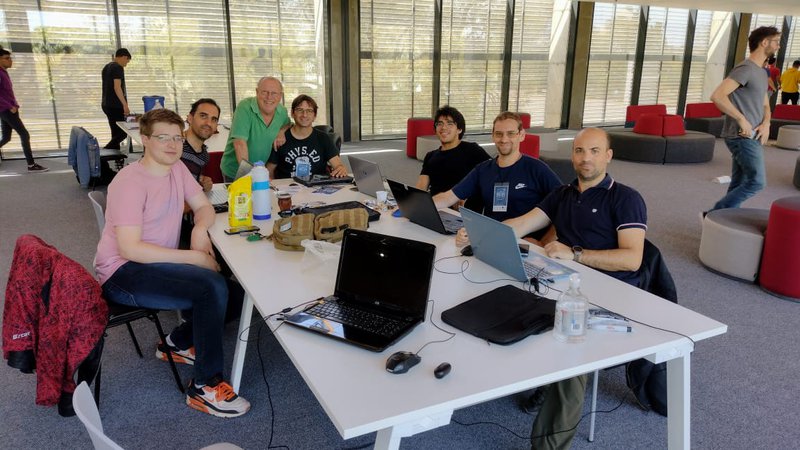 Show the team working in the challenge