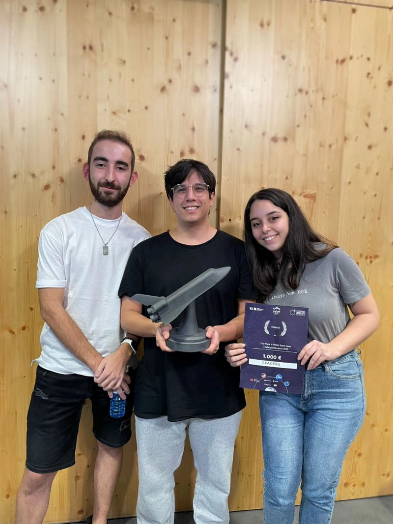 We are proud to announce that we won the local competition, and we are going to represent Barcelona in the global one!