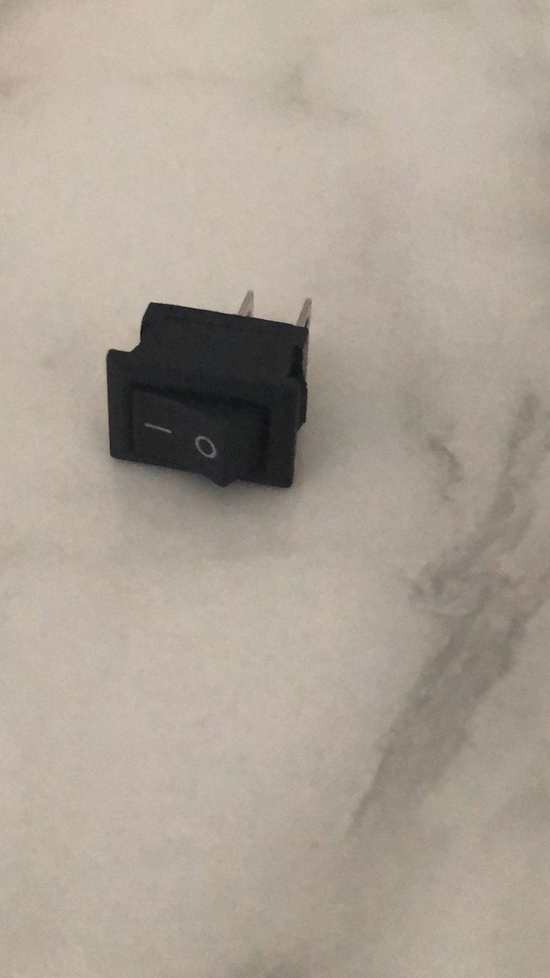 we decided to implement a switch to facilitate the turning on and off of our vehicle