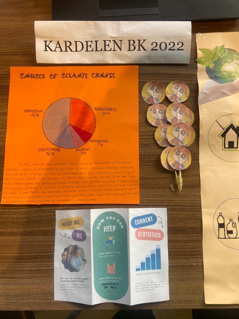 Our handworks!! 😻